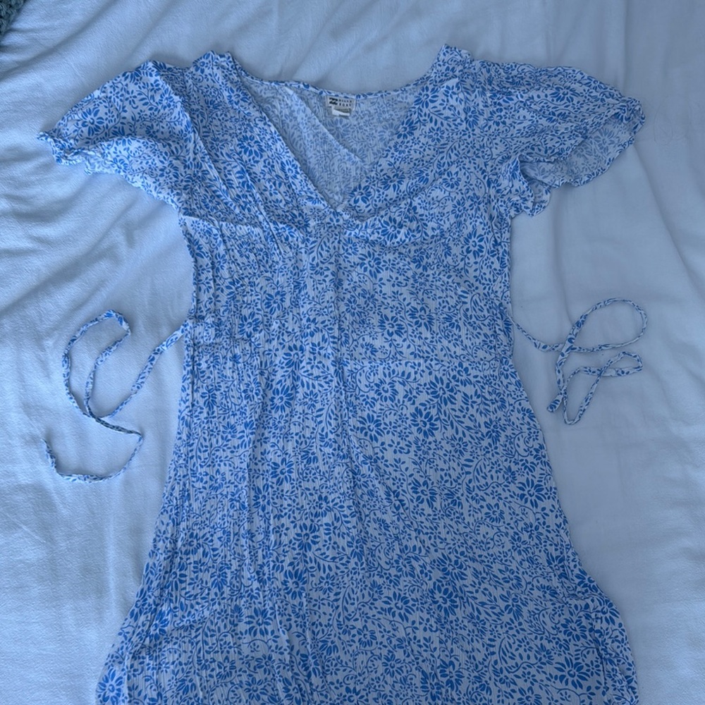 Billabong Blue and White Floral Mini Dress